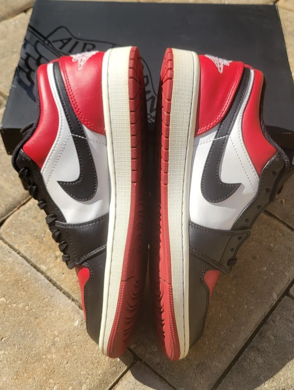 Jordan 1 Low 'Bred Toe'